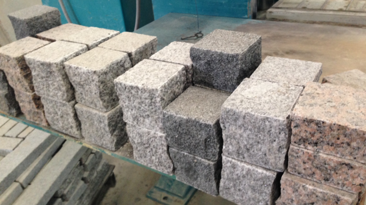 Une large gamme de matériaux de revêtement en pierre naturelle